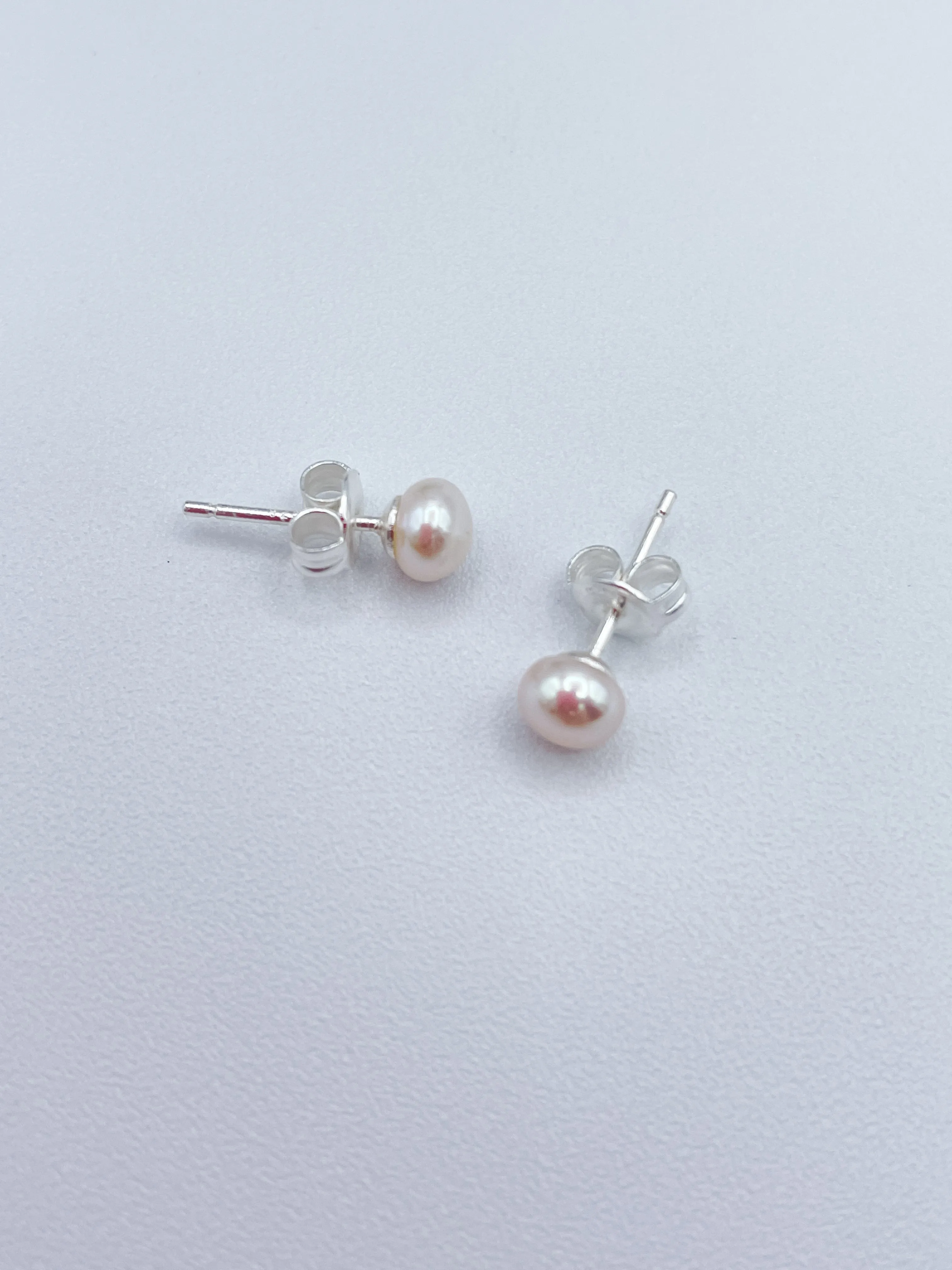 5mm Pearl Studs