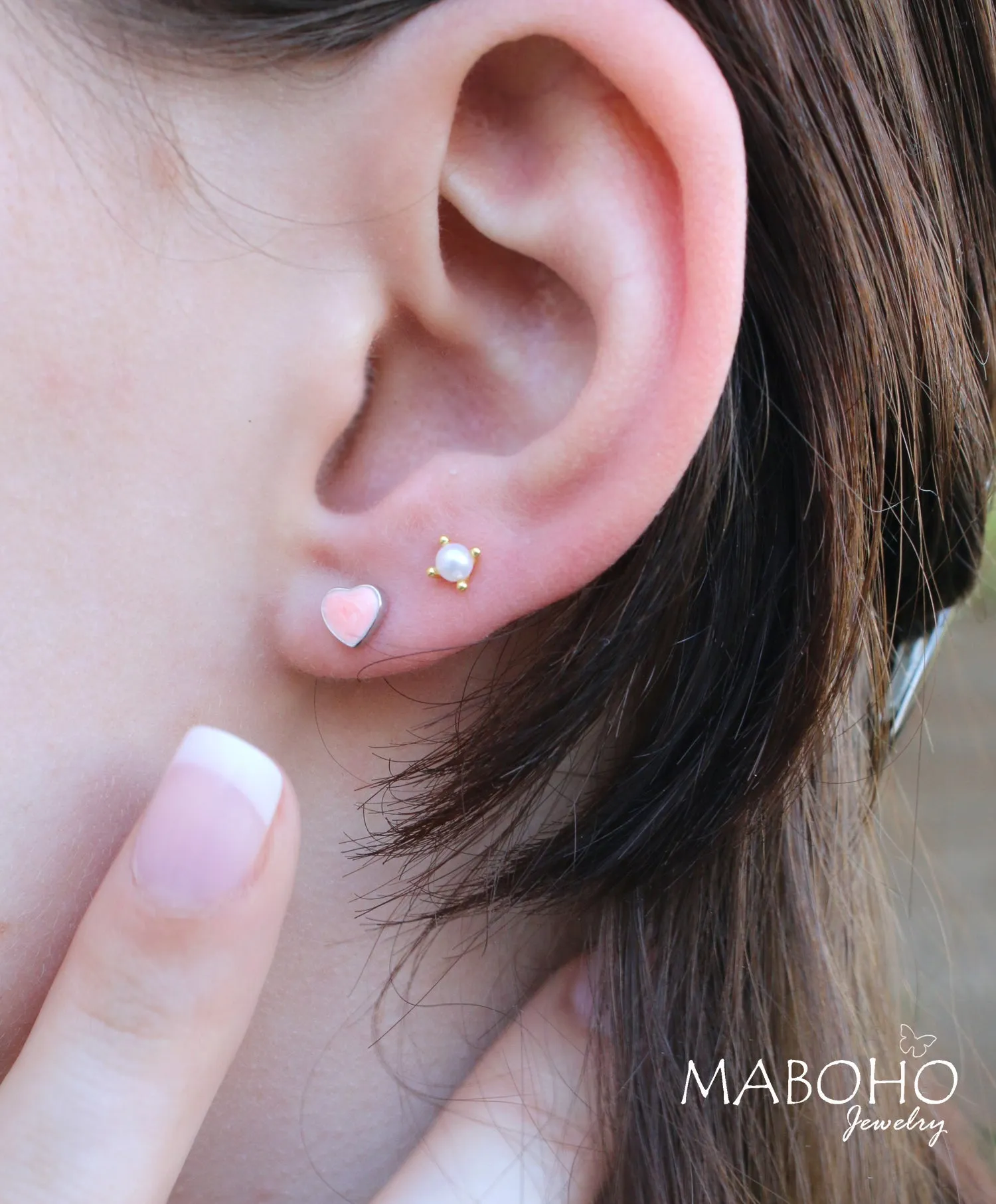 Dainty Pearl Stud Earrings Elegant Gold Or Silver