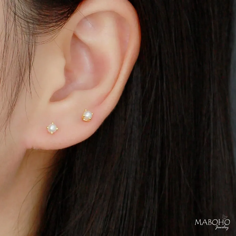 Dainty Pearl Stud Earrings Elegant Gold Or Silver