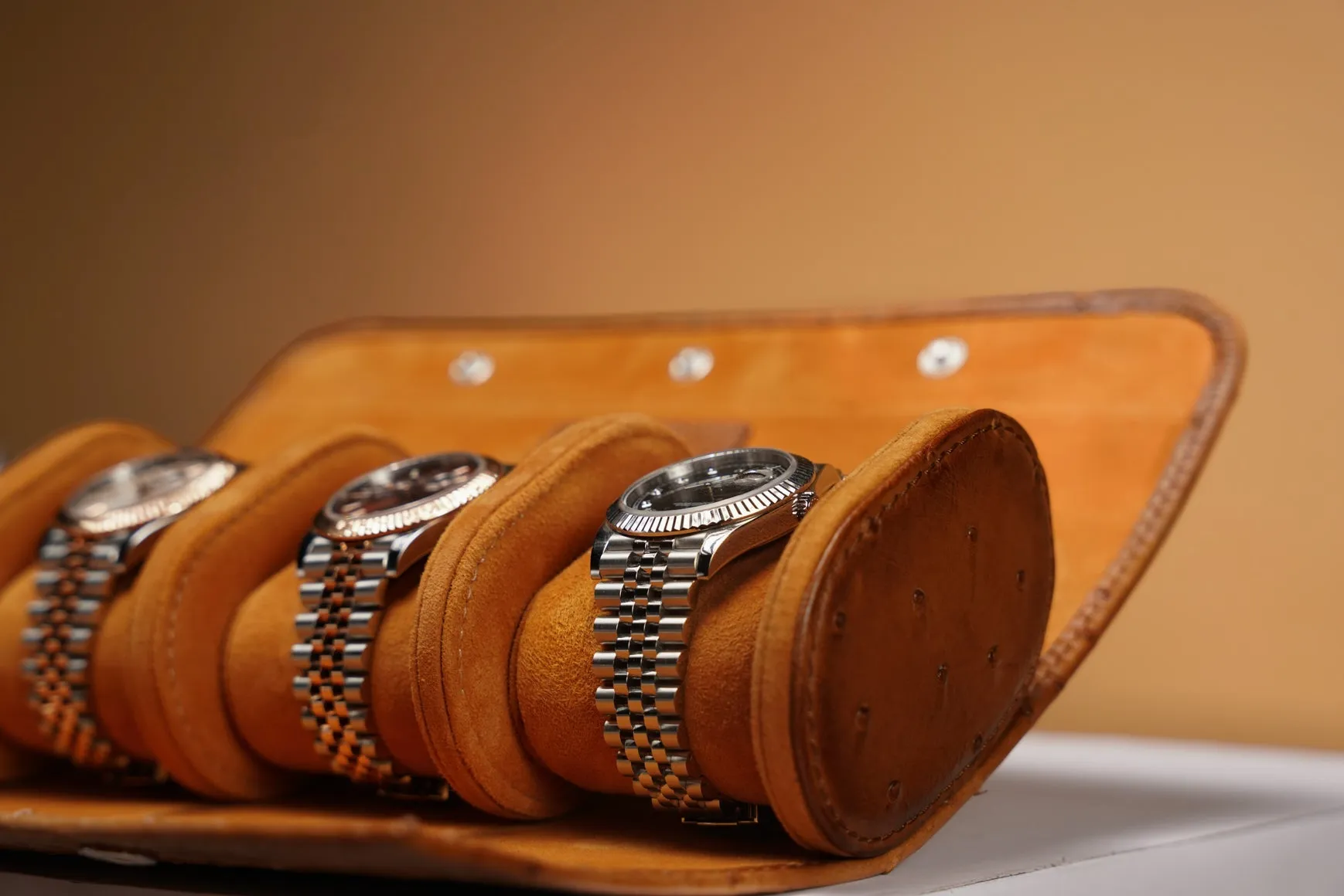 Galata - Ostrich Patina Honey Brown Watch Roll