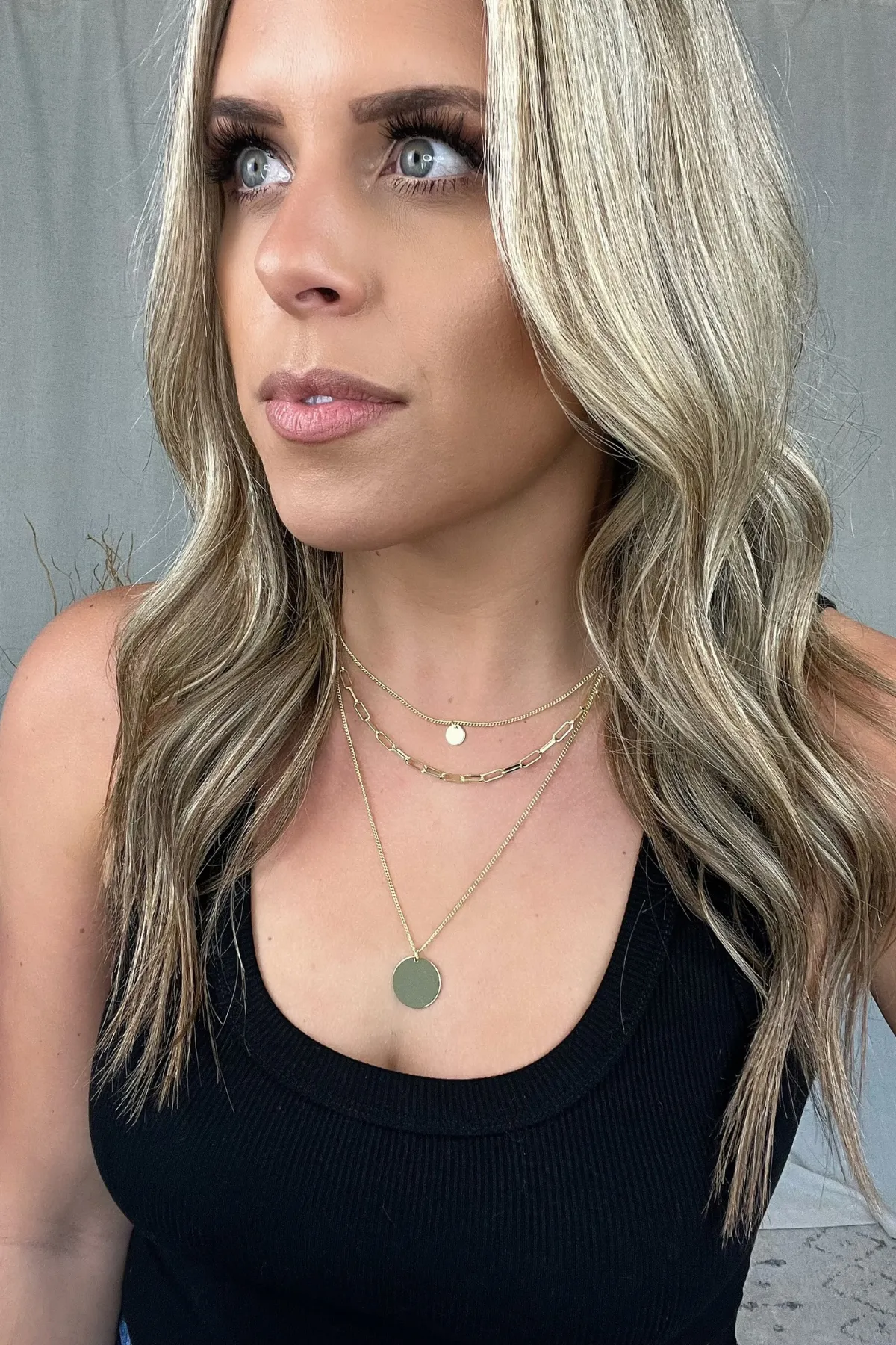 GOLD TRIPLE LAYER COIN NECKLACE