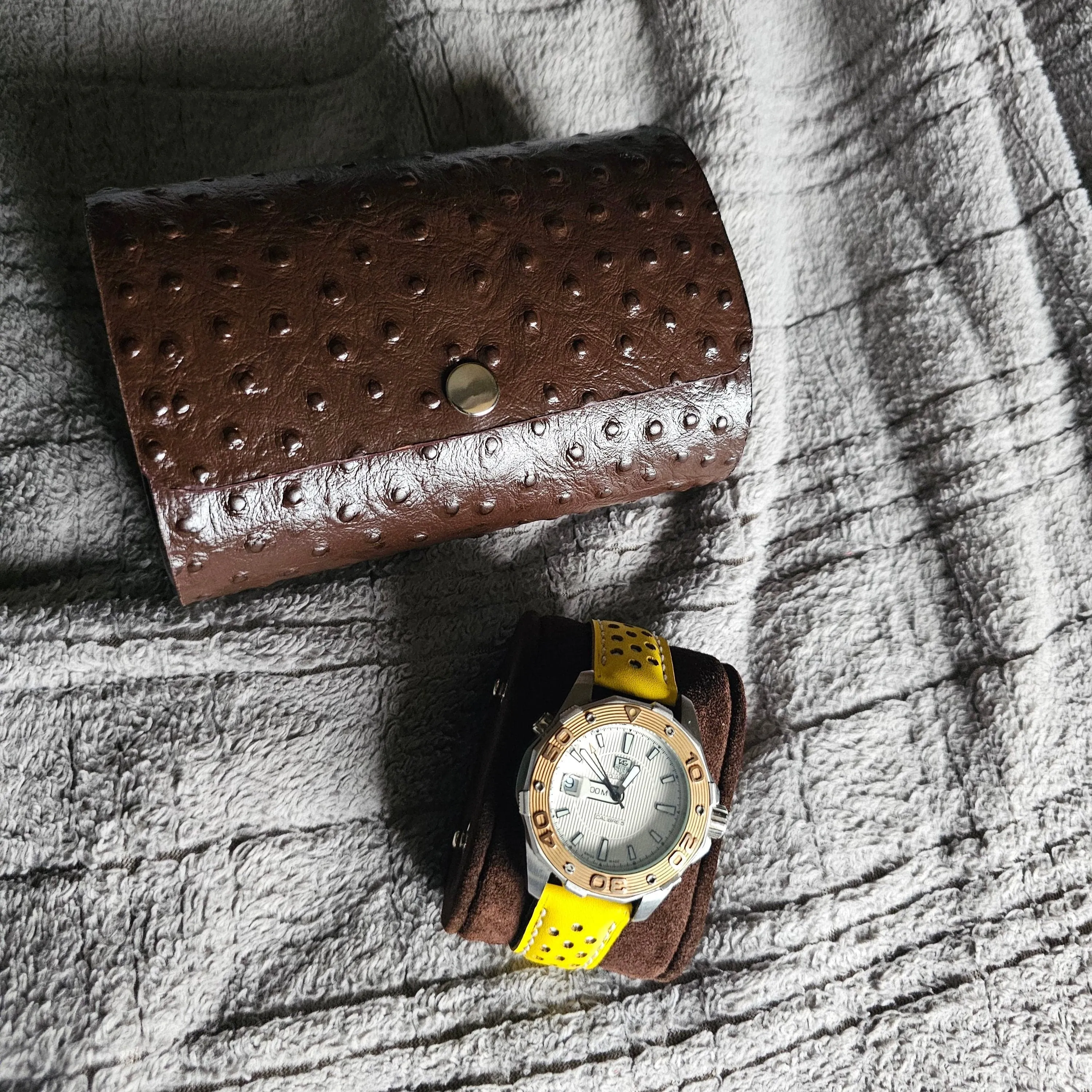 Leather watch case
