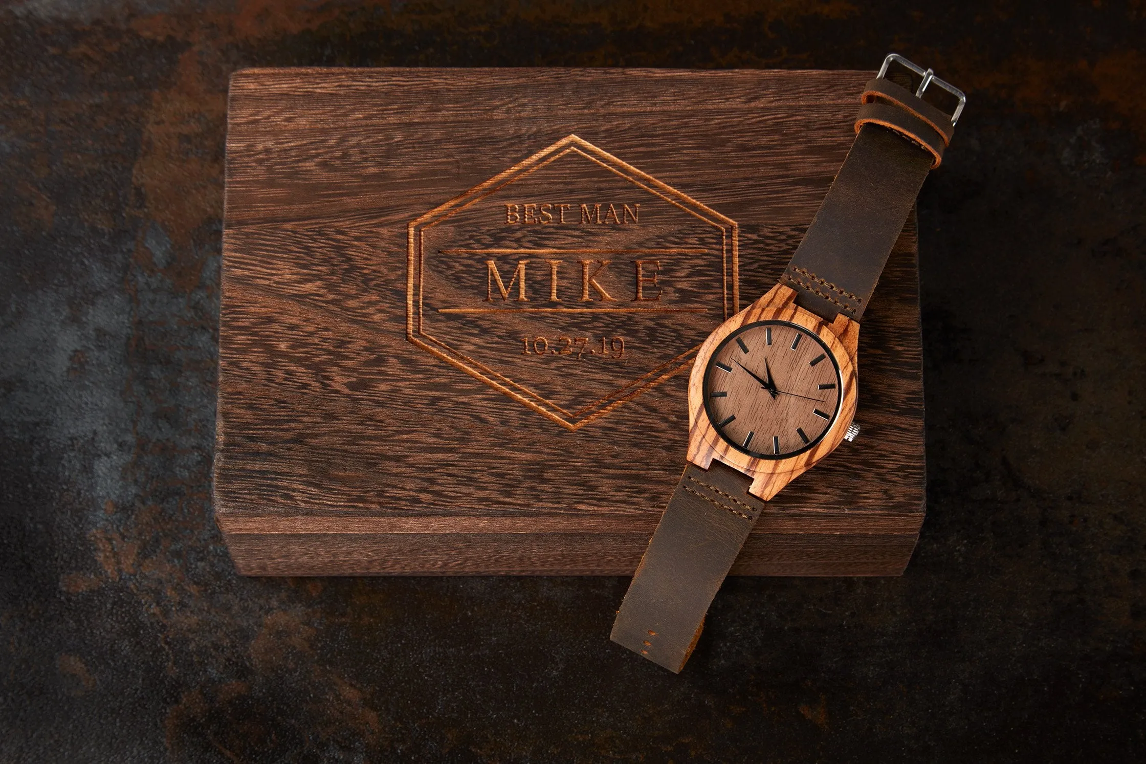 Personalized Wooden Gift Box - Diamond