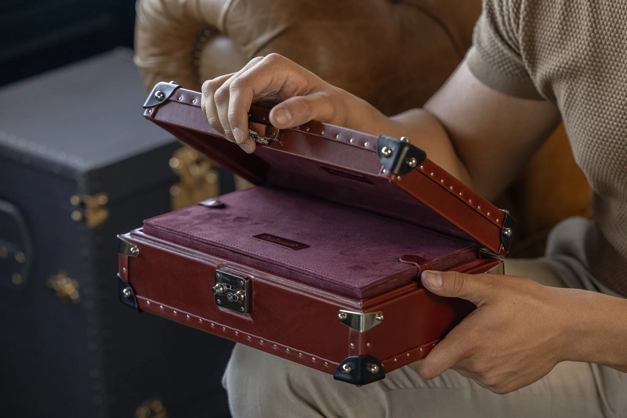 Petra Watch Case - Montana Red