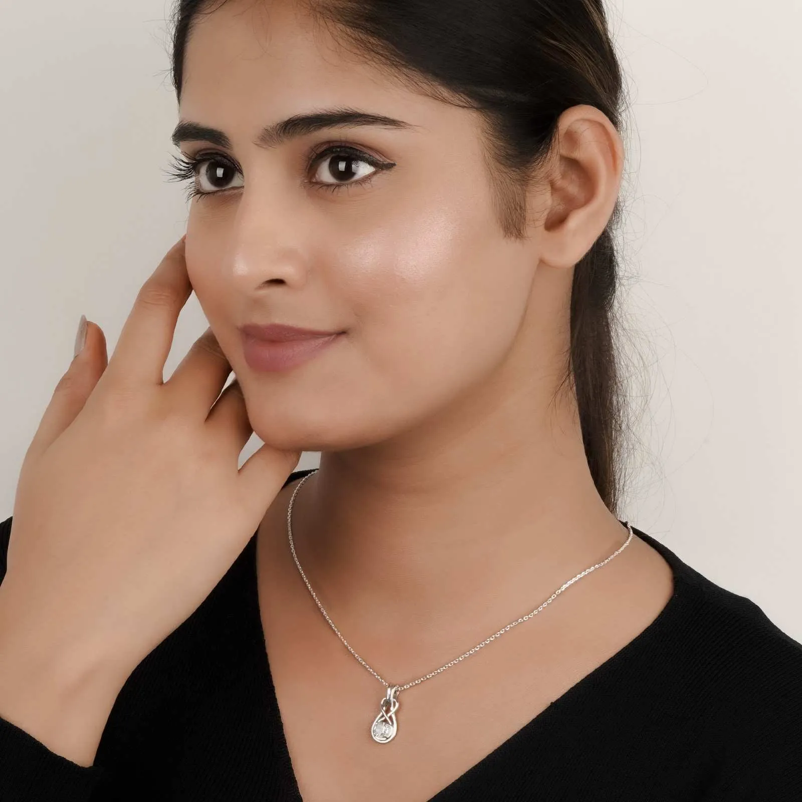 Silver Infinity Knot Pendant