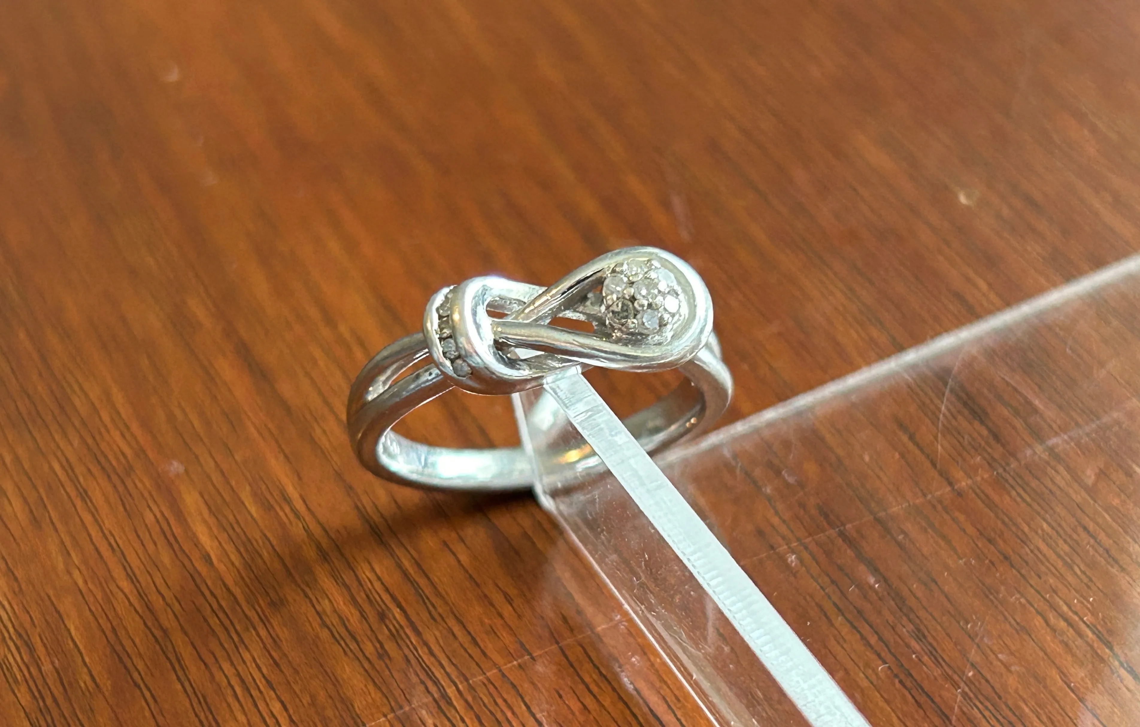 Sterling Silver 925 Diamond Infinity Knot Ring Sz 7
